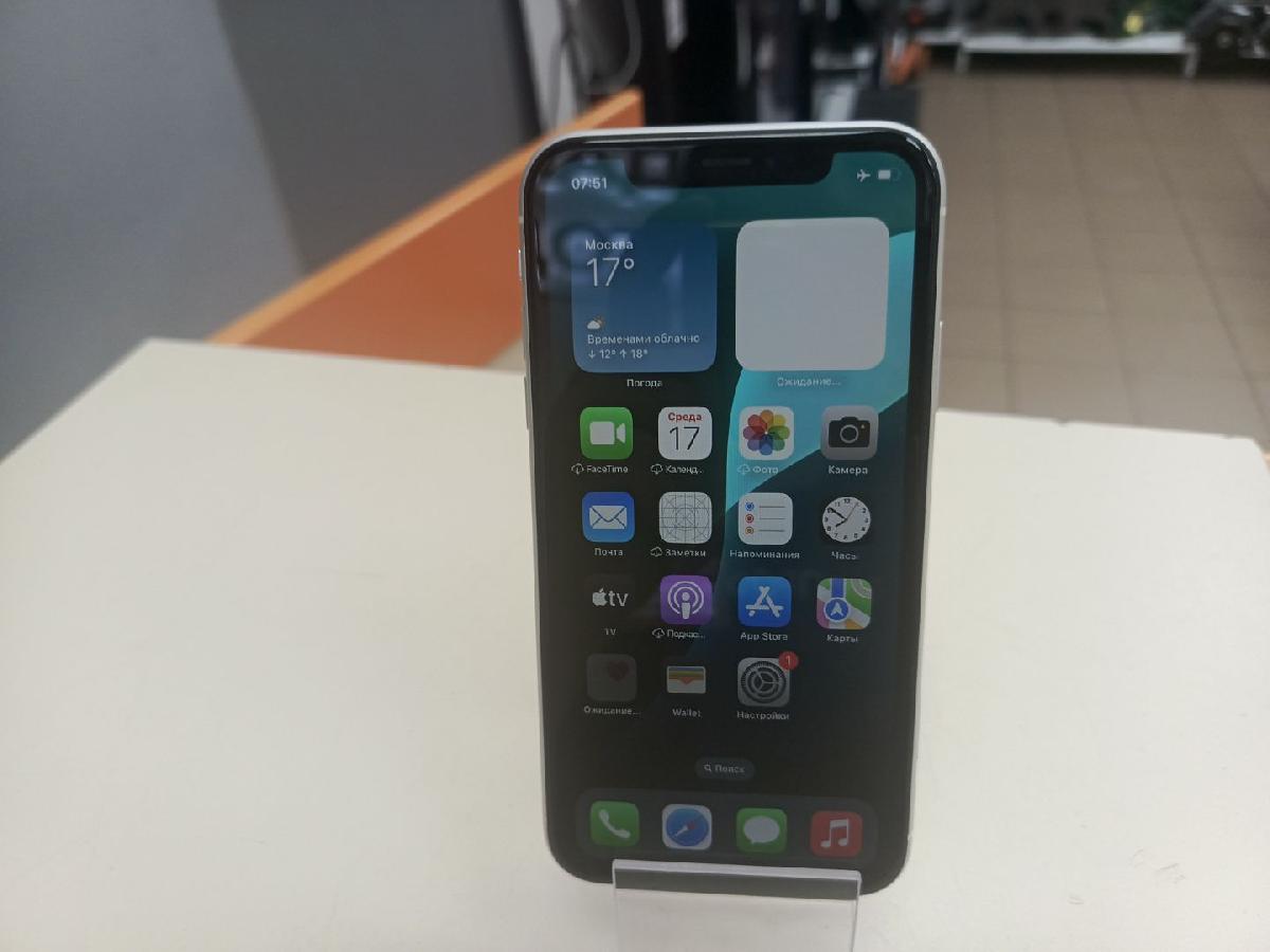 Смартфон Apple iPhone Xr 64Gb