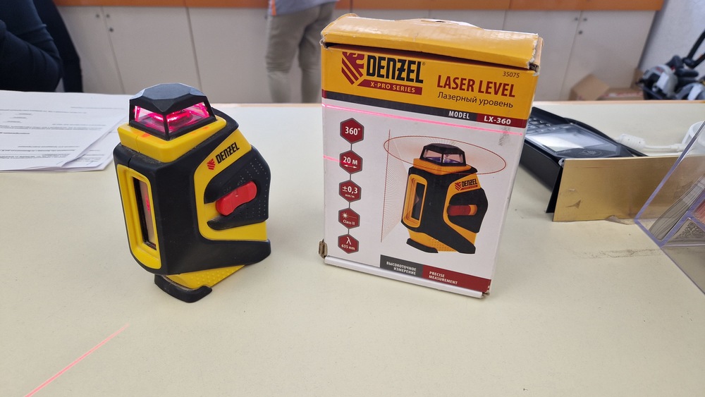 Нивелир Denzel LX 360