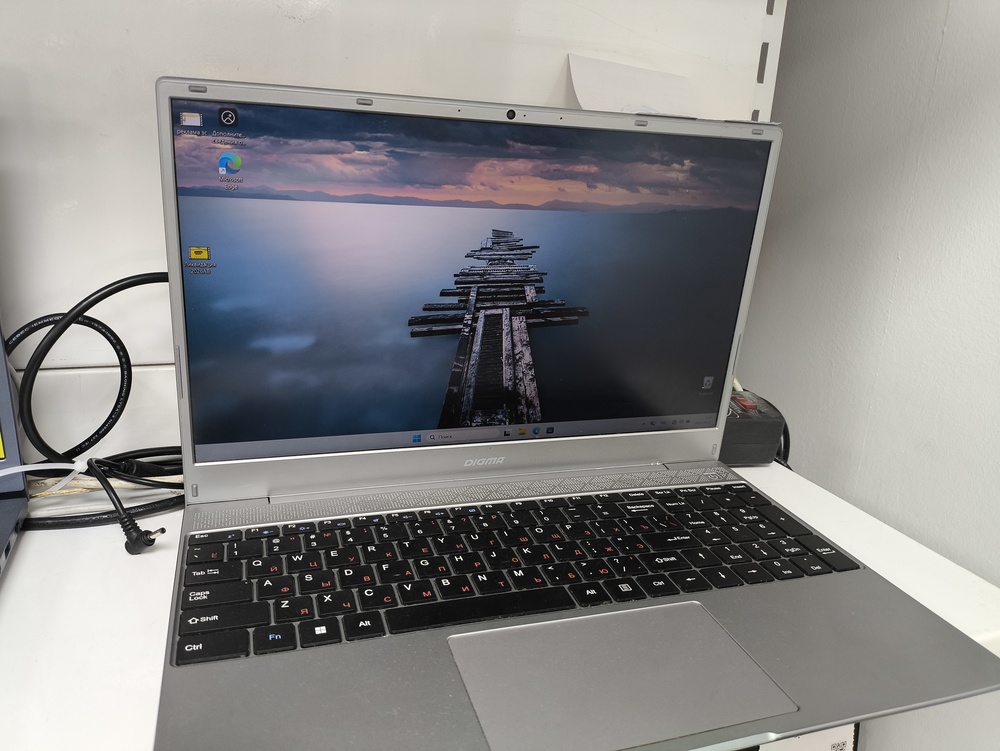 Ноутбук DIGMA; Ryzen 5 3500U, Radeon Vega 8, 8 Гб, 240 Гб, Нет