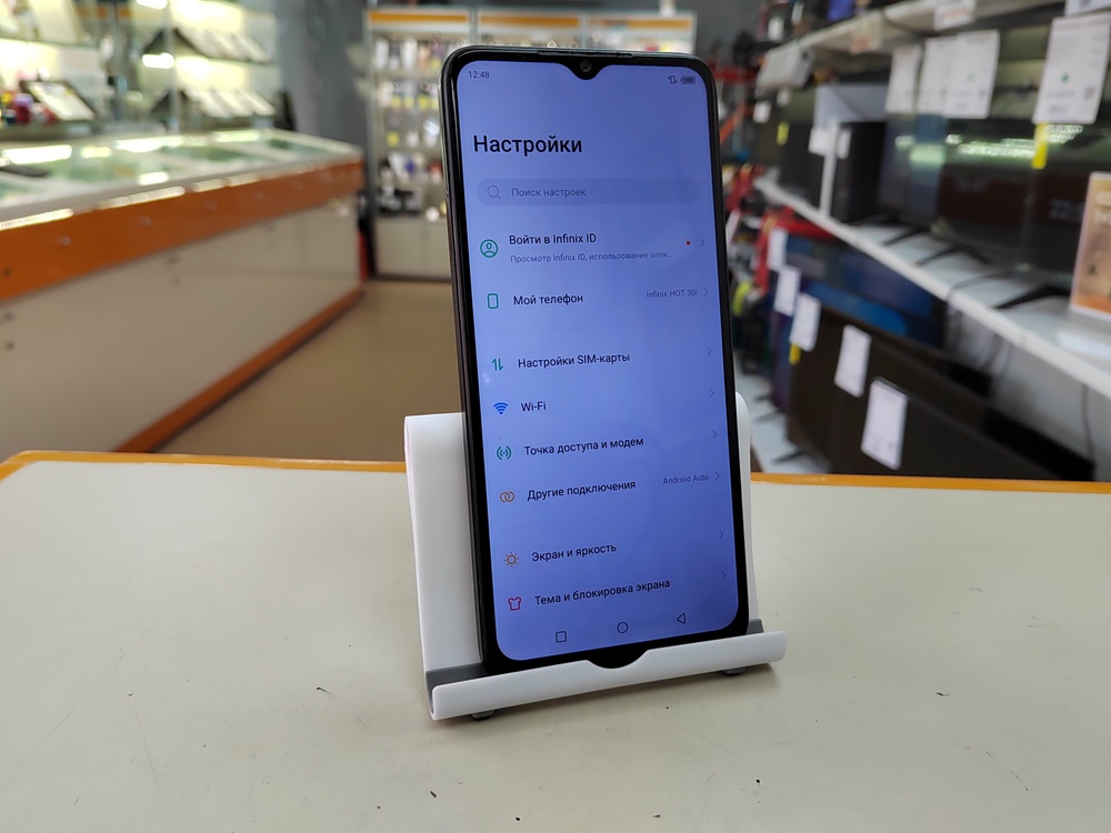Смартфон Infinix HOT 30i 4/64