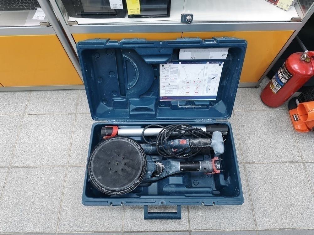 Шлифовальная машина Bosch GTR 550