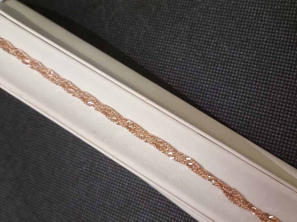 ЦЕПЬ ПУСТОТЕЛАЯ Сингапур (Au 585)