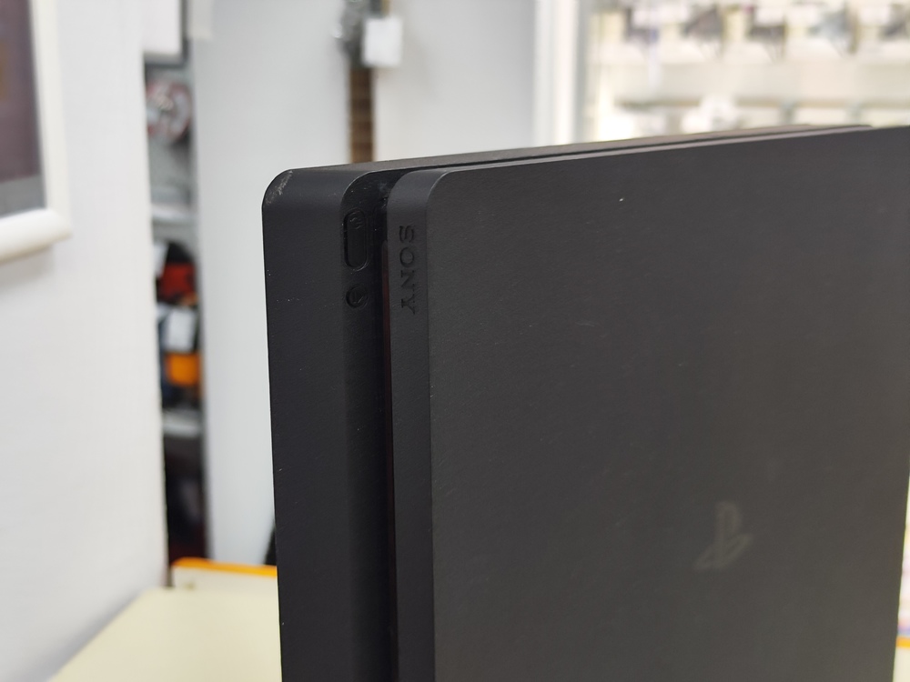 Игровая приставка PlayStation 4 Slim 1Tb