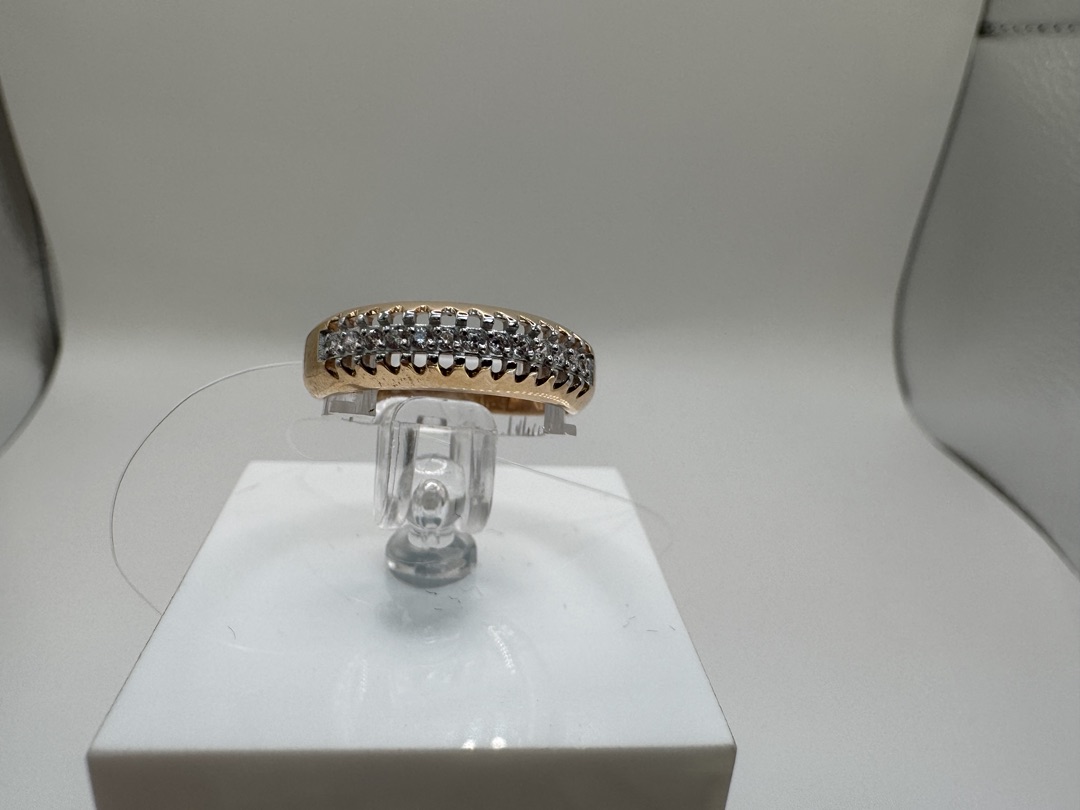 КОЛЬЦО С КАМНЯМИ (Au 585)