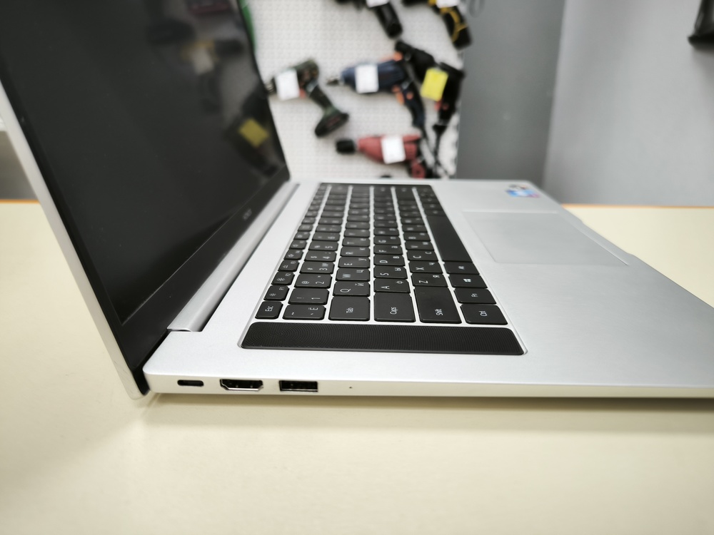 Ноутбук Honor; Ryzen 5 4600H, AMD Graphics, 16 Гб, 512 GB, Нет