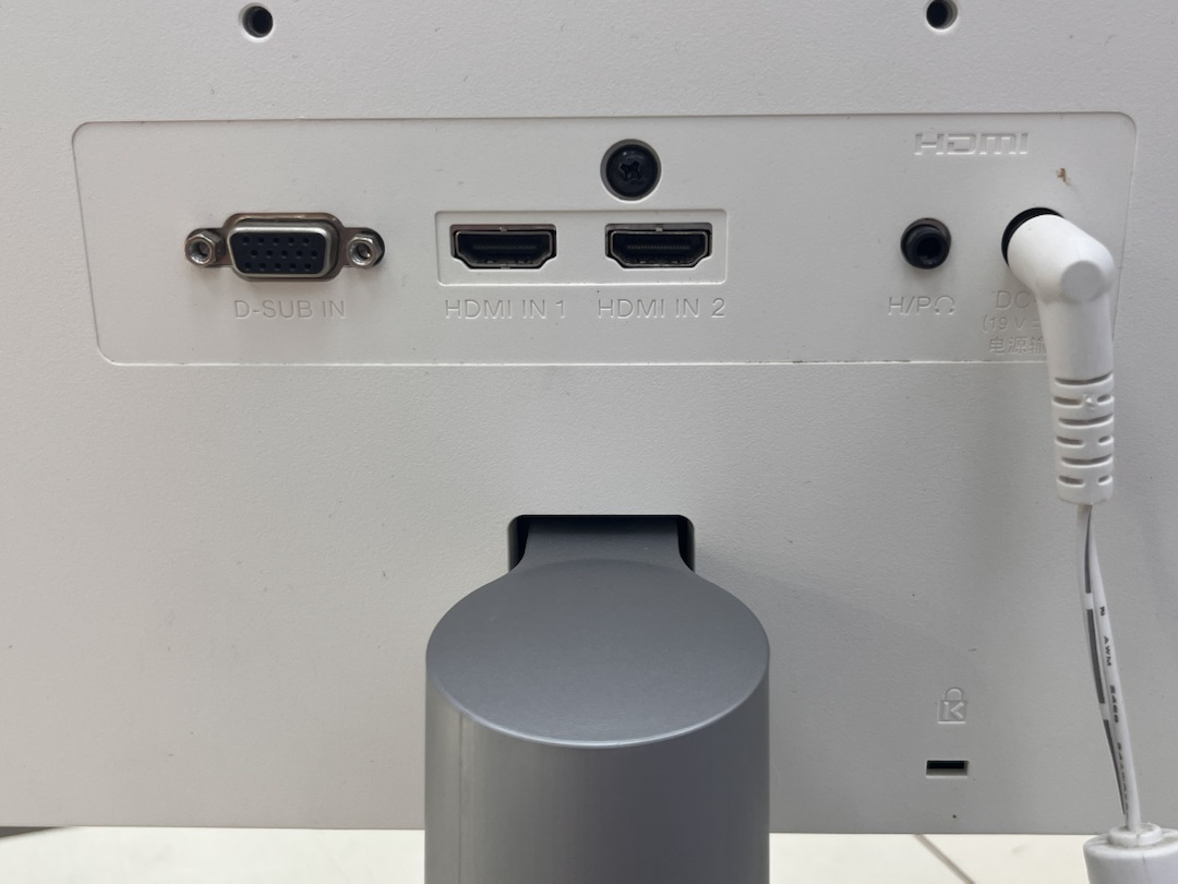 Монитор LG 27MK600M