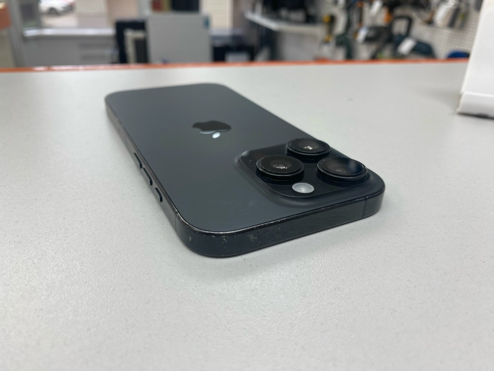 Смартфон Apple Iphone 16 Pro 128Gb
