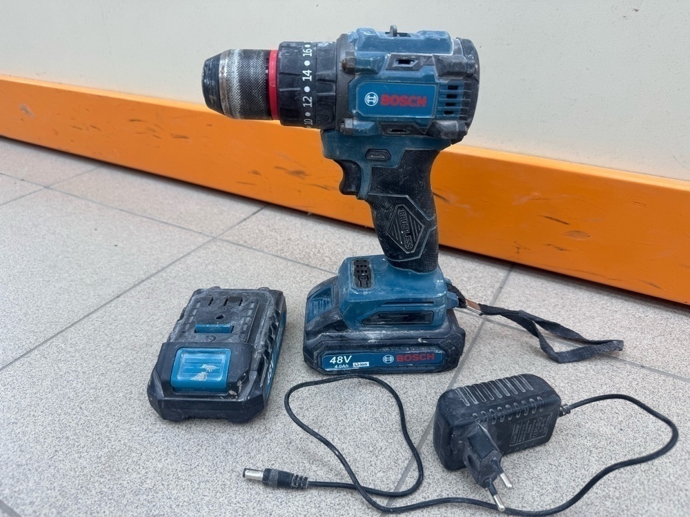 Шуруповерт Bosch 