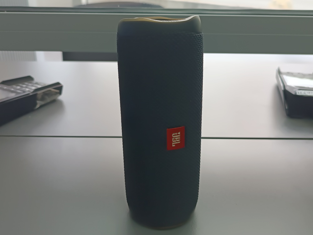 Портативная акустика JBL FLIP 5 