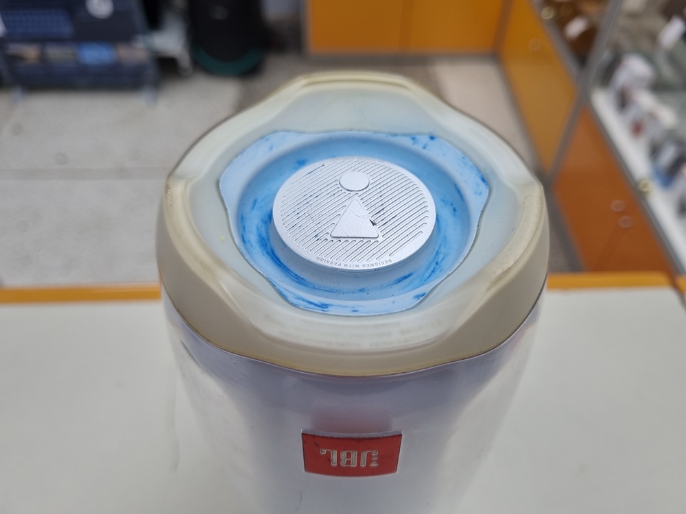 Портативная акустика JBL Pulse 4