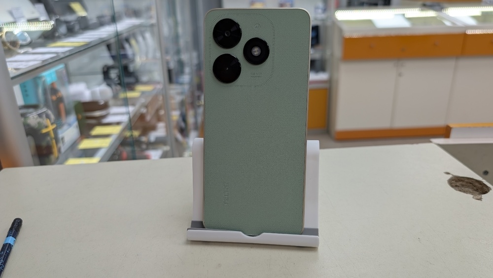 Смартфон Tecno Spark Go 2024 3/64
