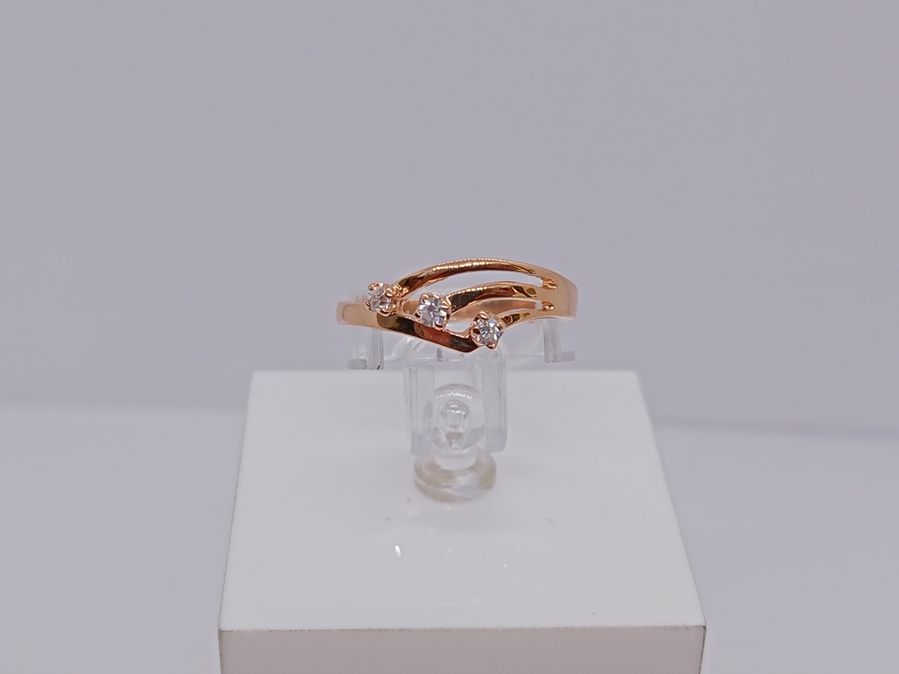 КОЛЬЦО С КАМНЯМИ (Au 585)