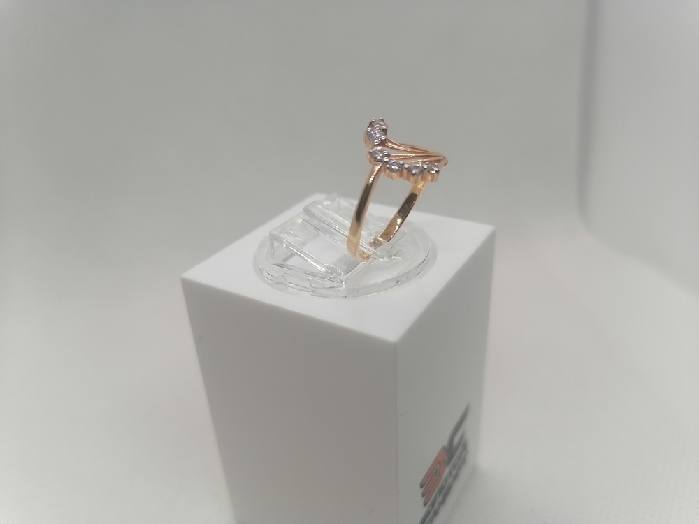 КОЛЬЦО С КАМНЯМИ (Au 585)