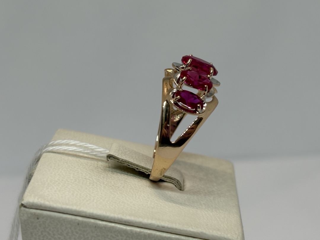 КОЛКМИ585 КОЛЬЦО С КАМНЯМИ (Au 585)