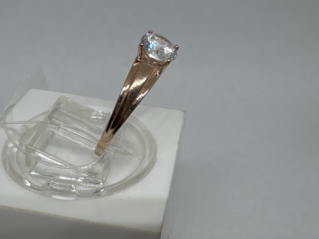 КОЛЬЦО С КАМНЕМ (Au 585)