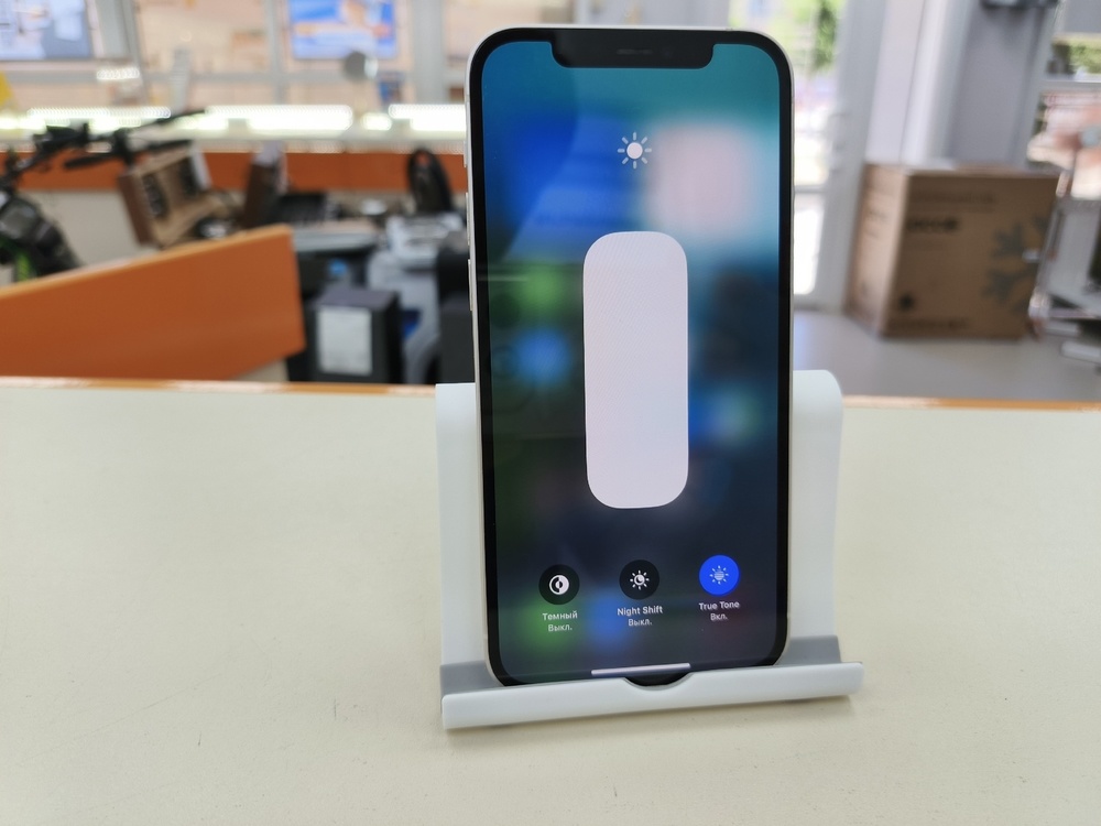 Смартфон Apple iPhone 12 128Gb