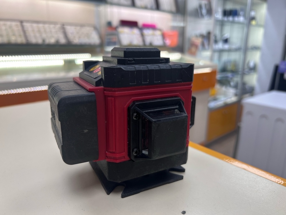 Нивелир Elitech ПЛ 12Л ЗЕЛ