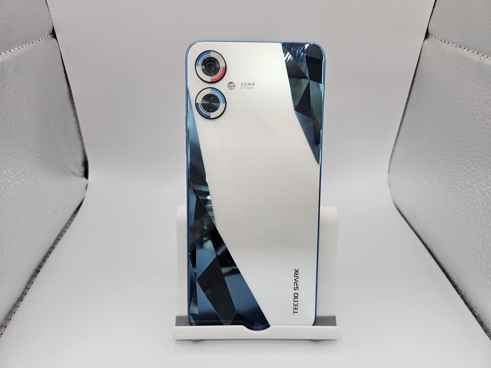 Смартфон Tecno Spark 9 PRO 4/128