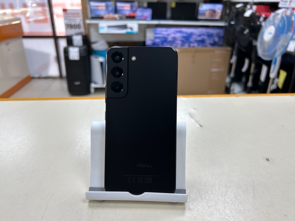 Смартфон Samsung Galaxy S22 8/128