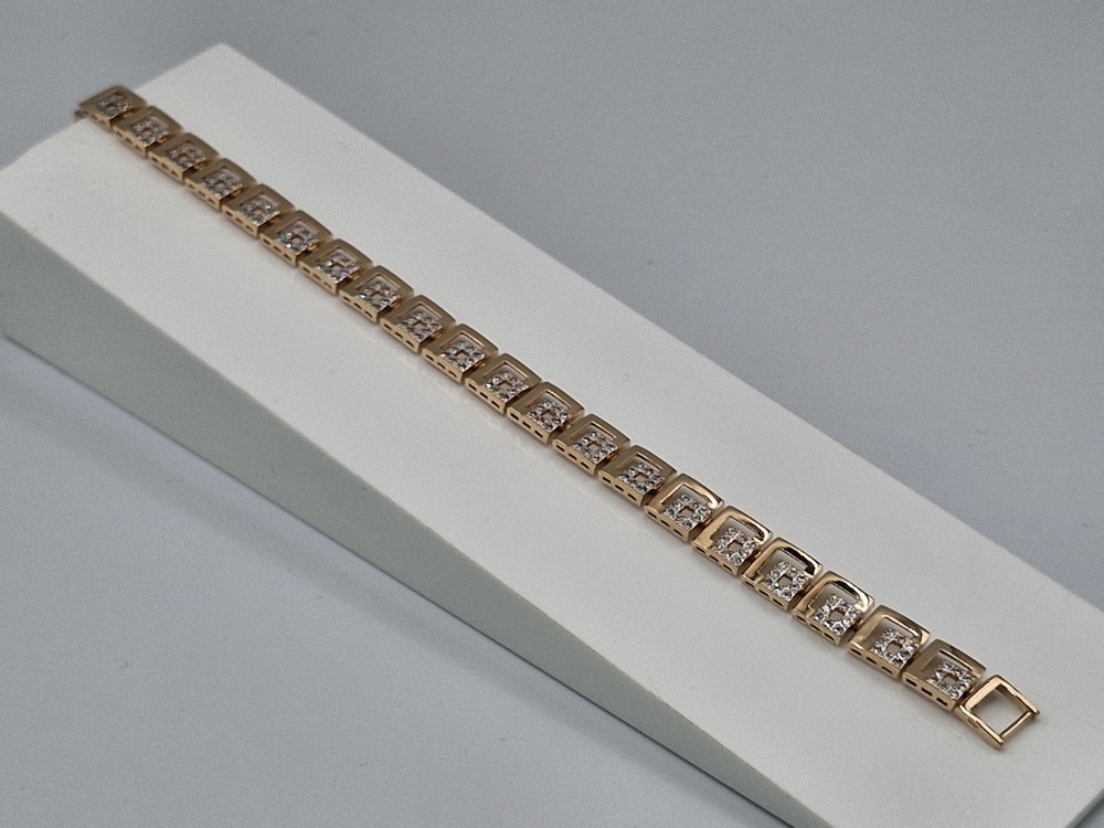 Б585 БРАСЛЕТ С КАМНЯМИ (Au 585)