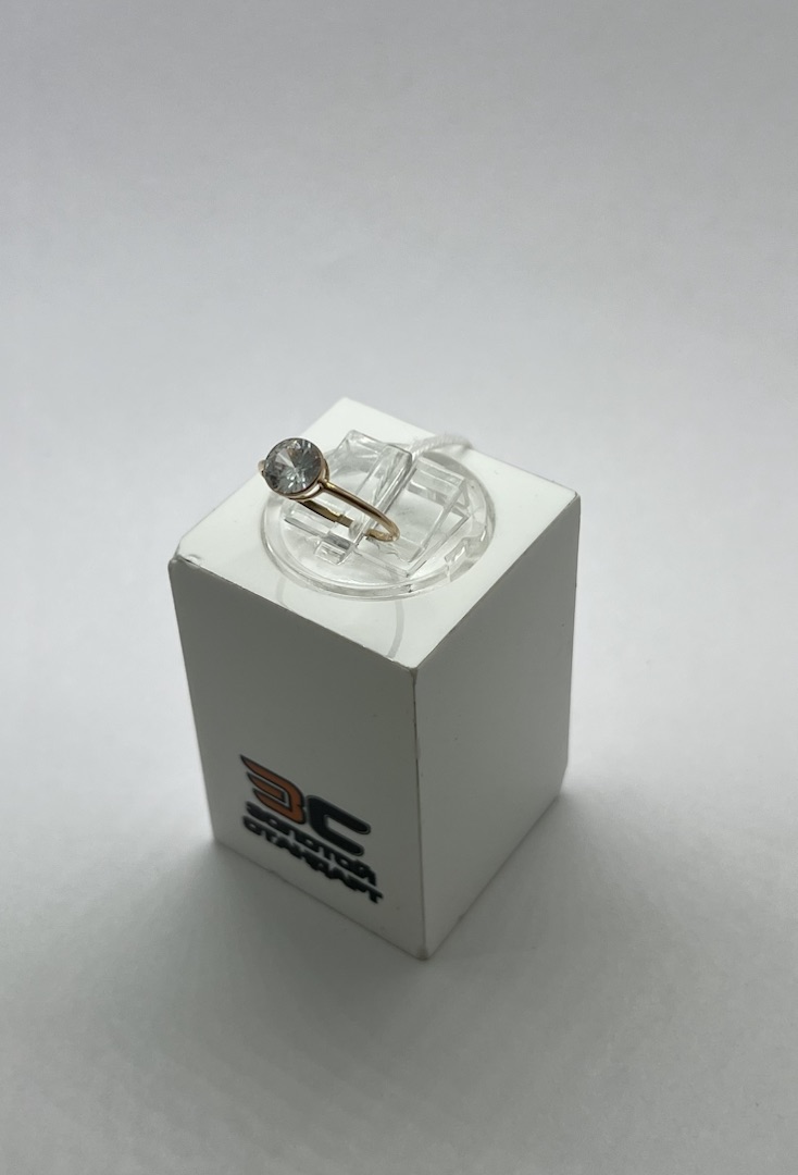КОЛКМ585 КОЛЬЦО С КАМНЕМ (Au 585)