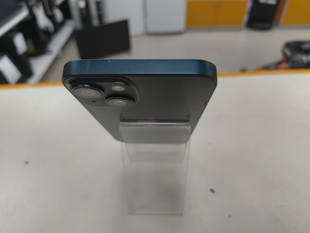 Смартфон Apple Iphone 14 128Gb