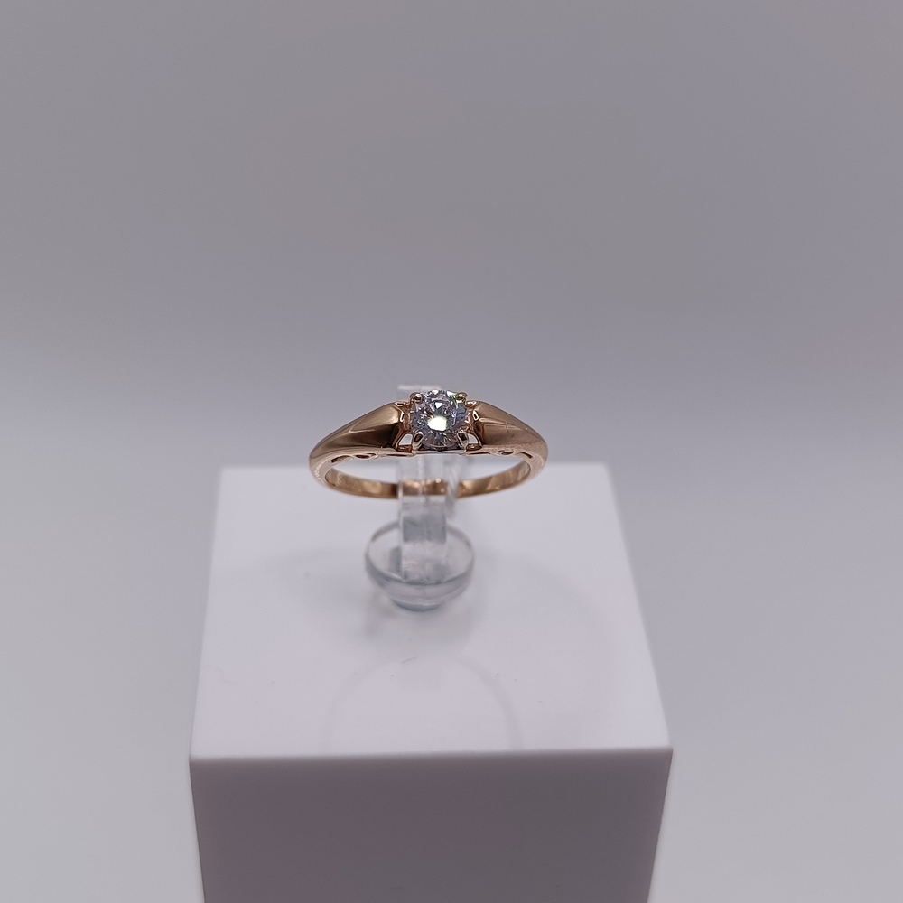 КОЛКМ585 КОЛЬЦО С КАМНЕМ (Au 585)