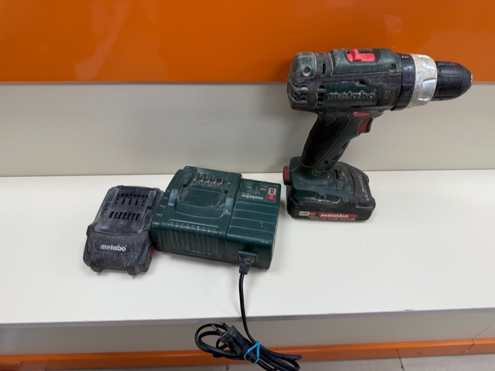 Шуруповерт Metabo BS 18 L
