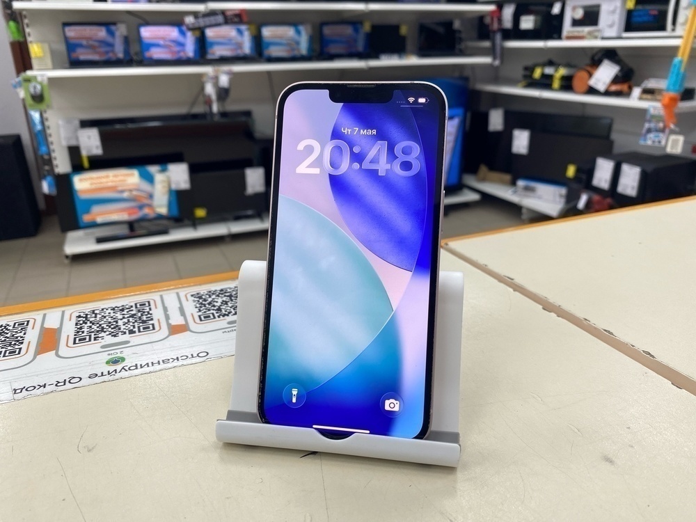 Смартфон Apple iPhone 13 128Gb