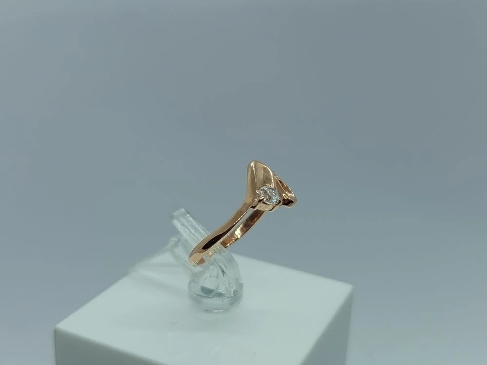 КОЛКМ585 КОЛЬЦО С КАМНЕМ (Au 585)