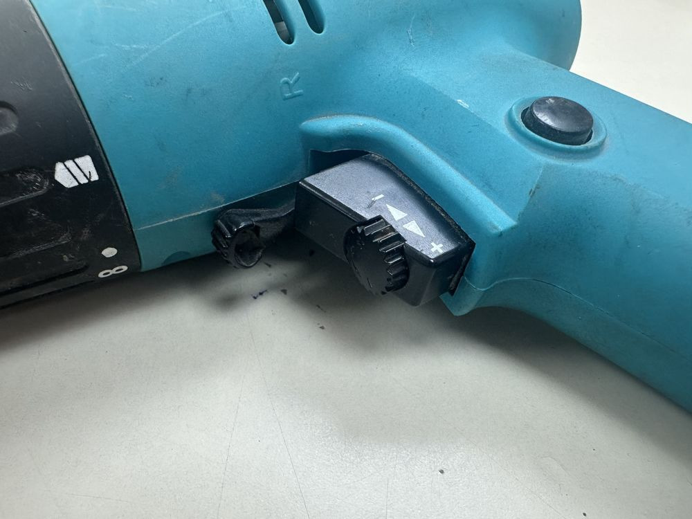 Шуруповерт Oasis AS-12V