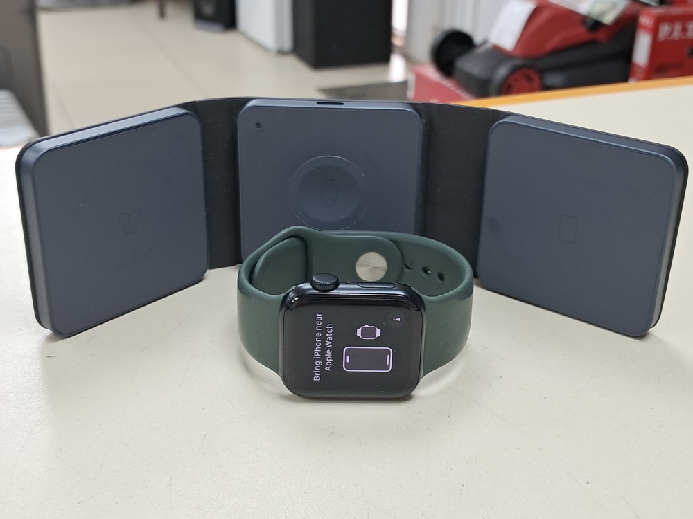 Смарт-часы Apple Watch SE 2022 40mm