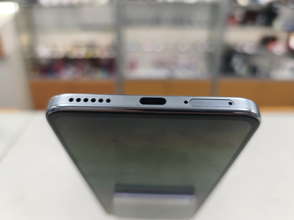 Смартфон Huawei Nova 12 SE