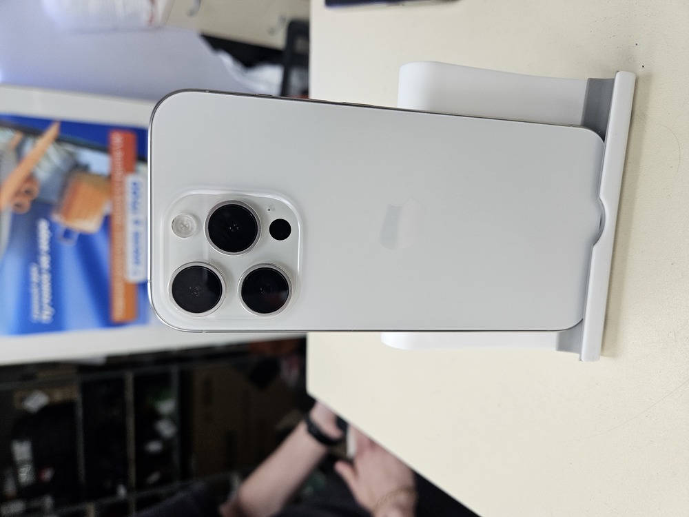 Смартфон Apple Iphone 15 Pro 256Gb
