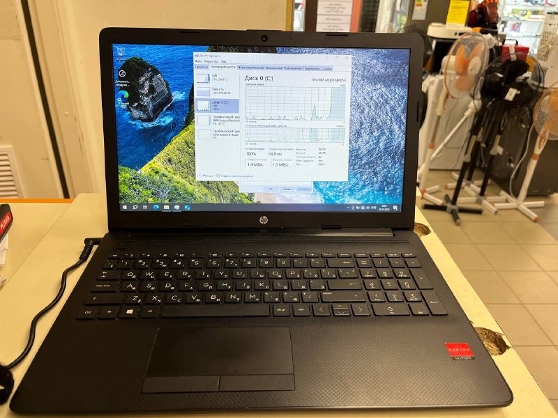 Ноутбук HP; A6-9225, Radeon R7 M440, 4 Гб, Нет, 500 Гб