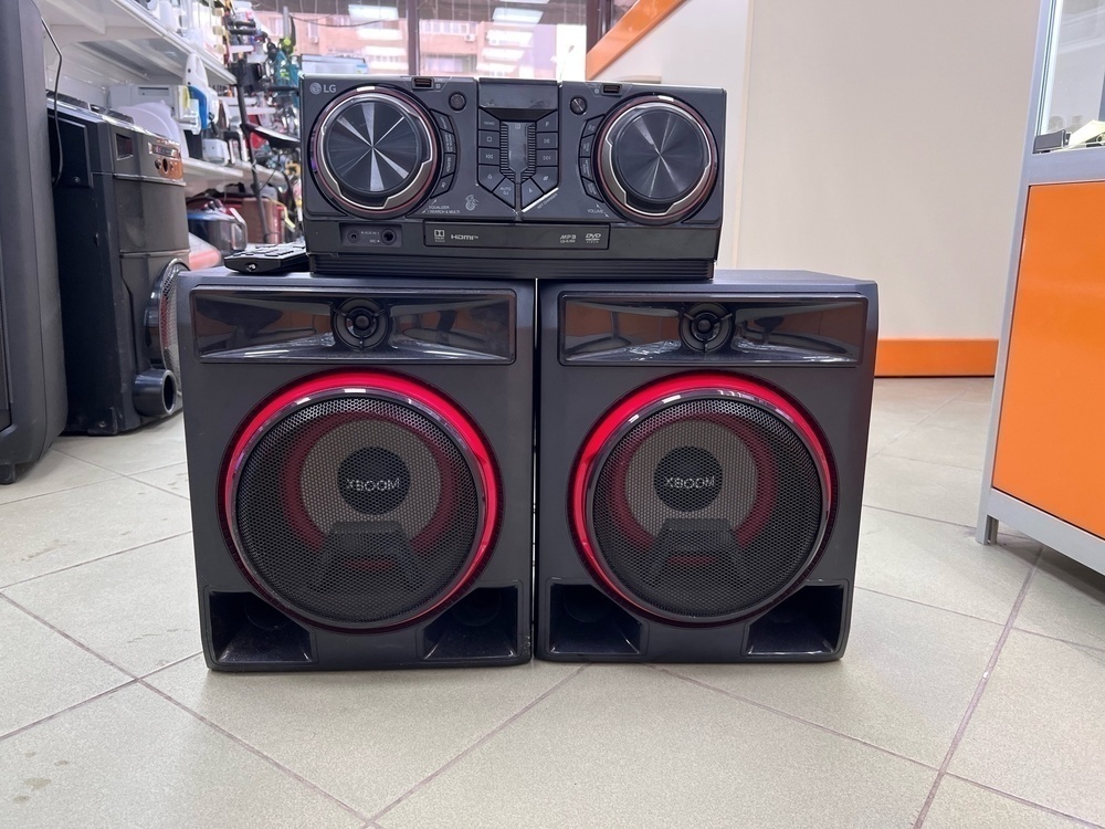 Музыкальный центр LG OM7550K