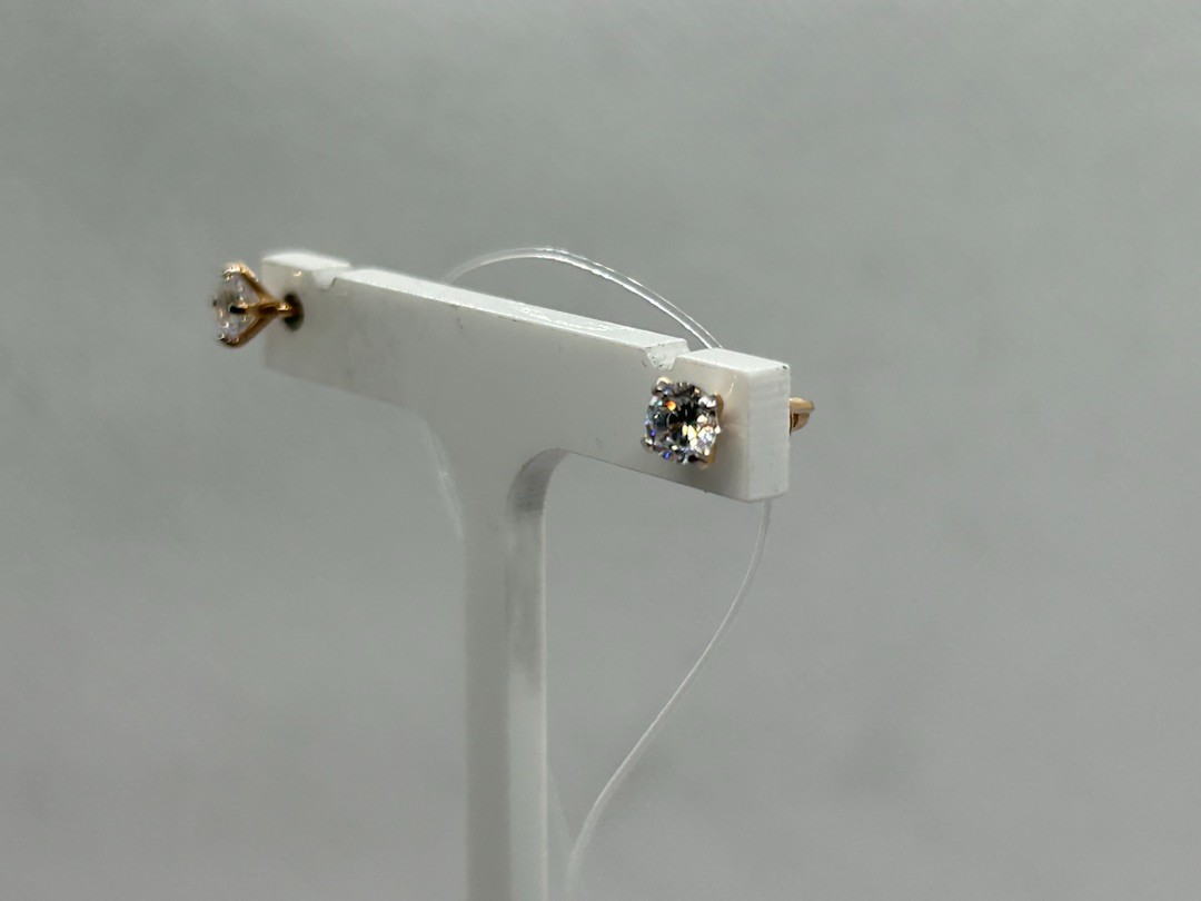 СЕРЬГИ ПУСЕТЫ с камнем (Au 585)