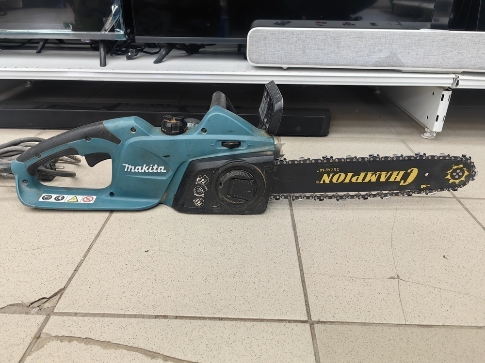Электропила MAKITA UC3541A