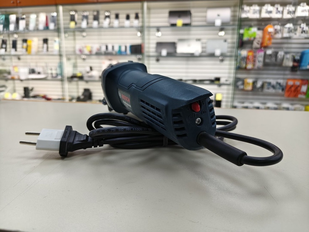 Угловая шлифмашина Bosch GWS 800