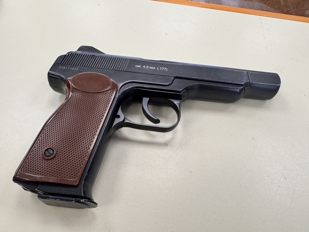 Пистолет пневматический Borner APS BlowBack