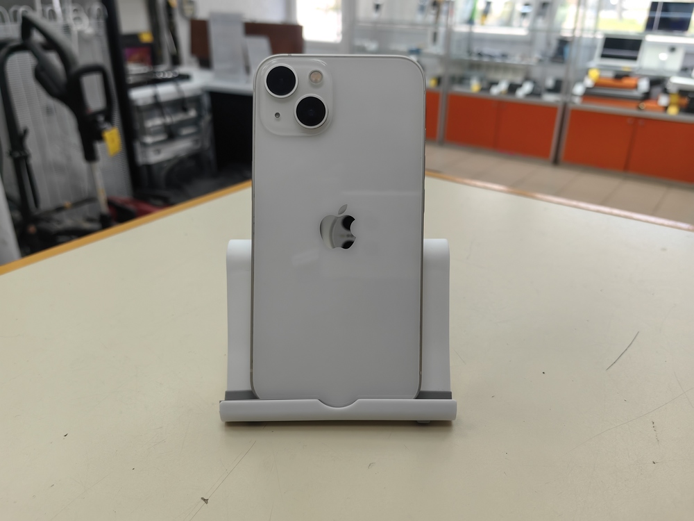 Смартфон Apple iPhone 13 128Gb