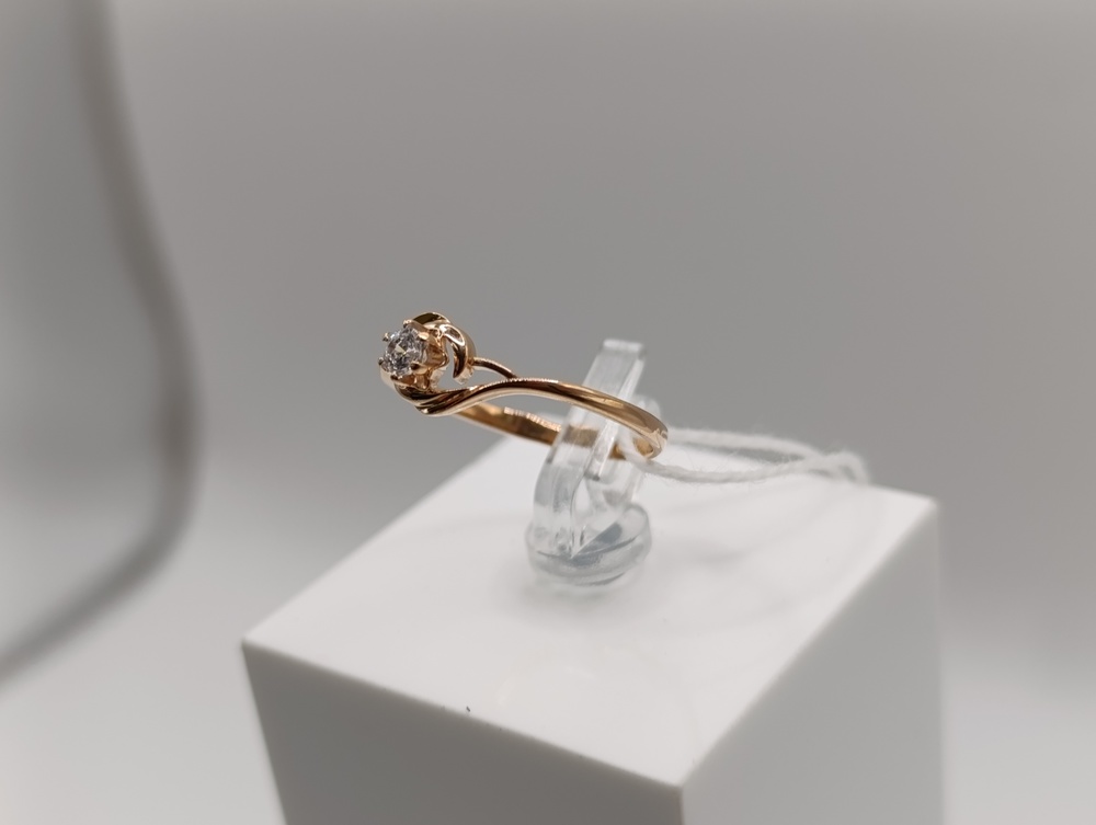 КОЛКМ585 КОЛЬЦО С КАМНЕМ (Au 585)