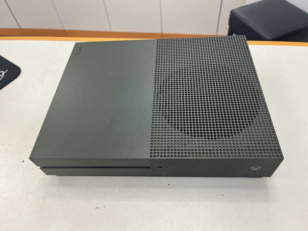 Игровая приставка Xbox One S 500Gb