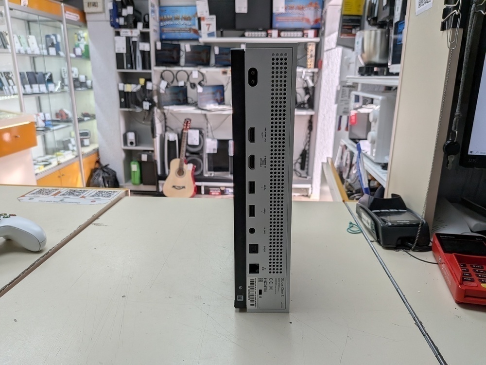 Игровая приставка Xbox One S 1TB