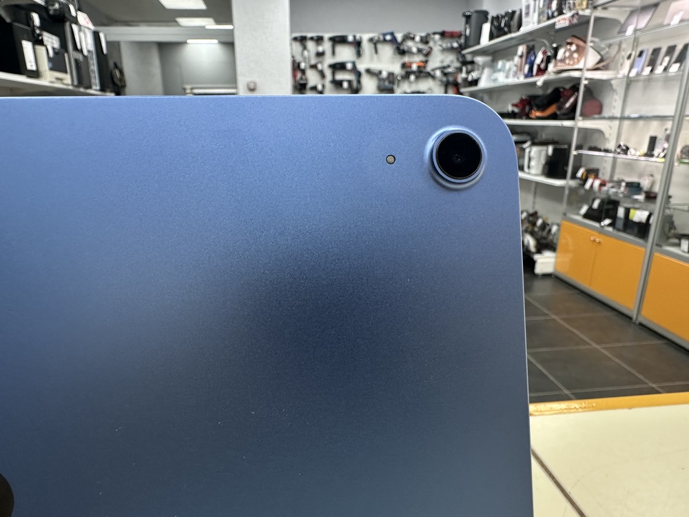 Планшет Apple iPad 10 64 ГБ (2022 A2696 (Wi-Fi)