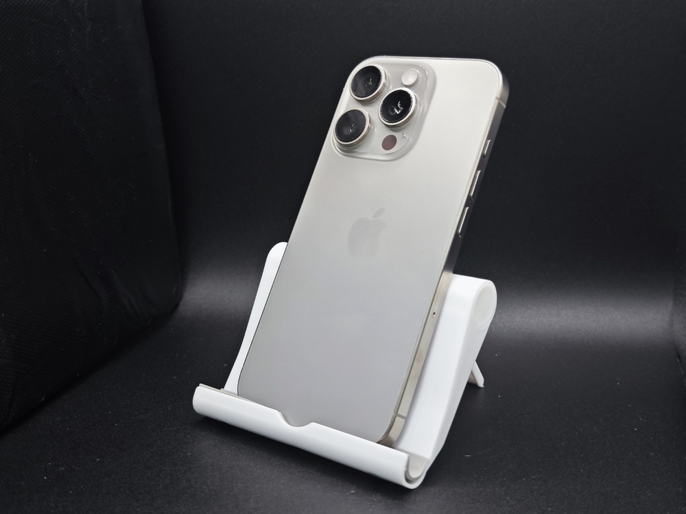 Смартфон Apple Iphone 16 Pro 128Gb