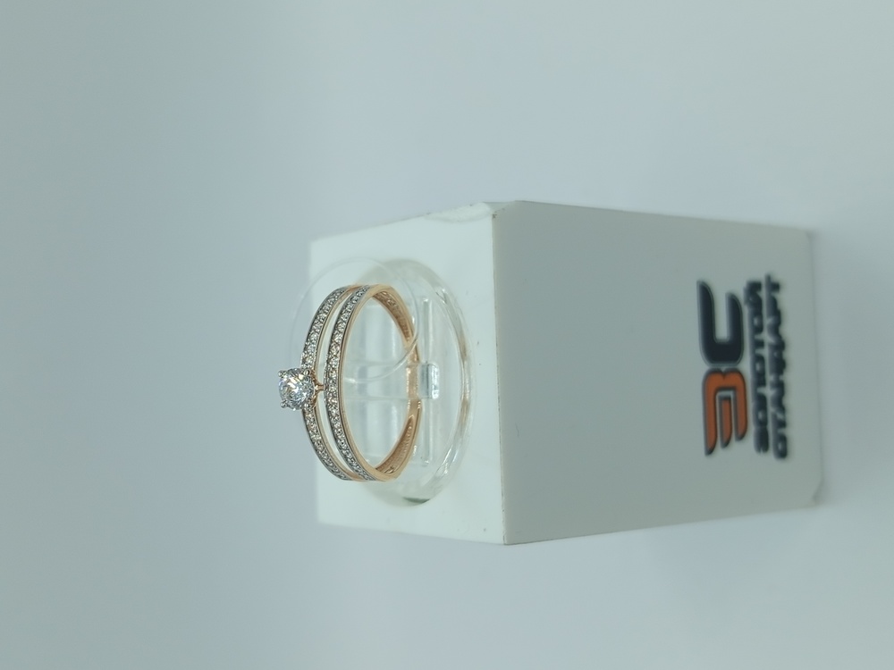 КОЛЬЦО С КАМНЯМИ (Au 585)