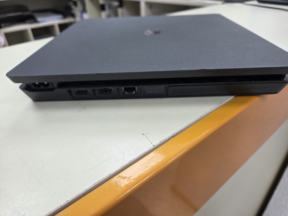 Игровая приставка PlayStation 4 Slim 1Tb