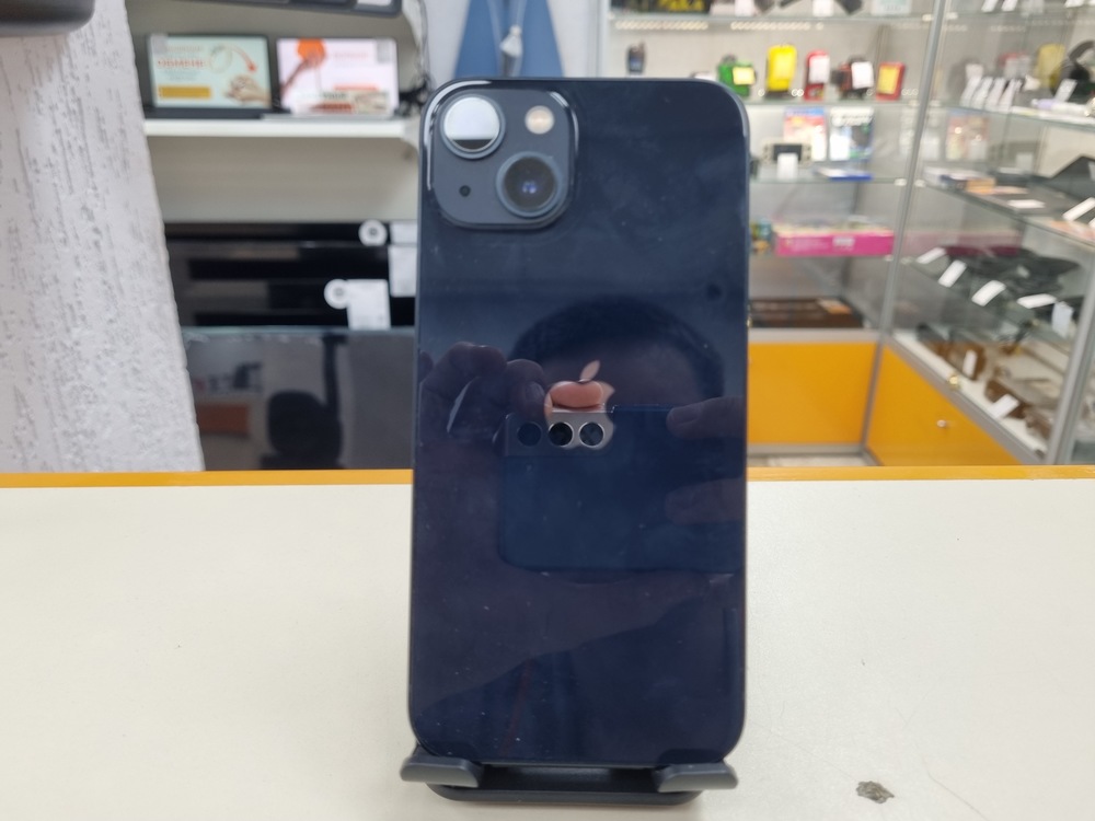 Смартфон Apple iPhone 13 128Gb