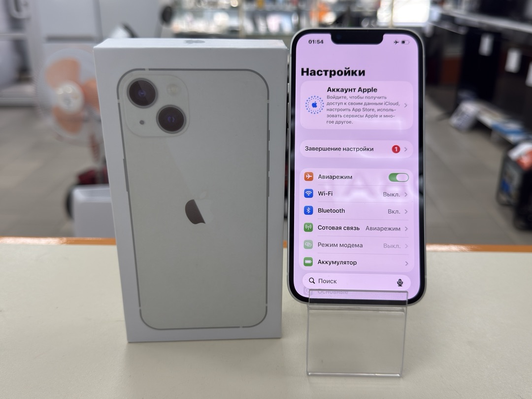 Смартфон Apple iPhone 13 128Gb